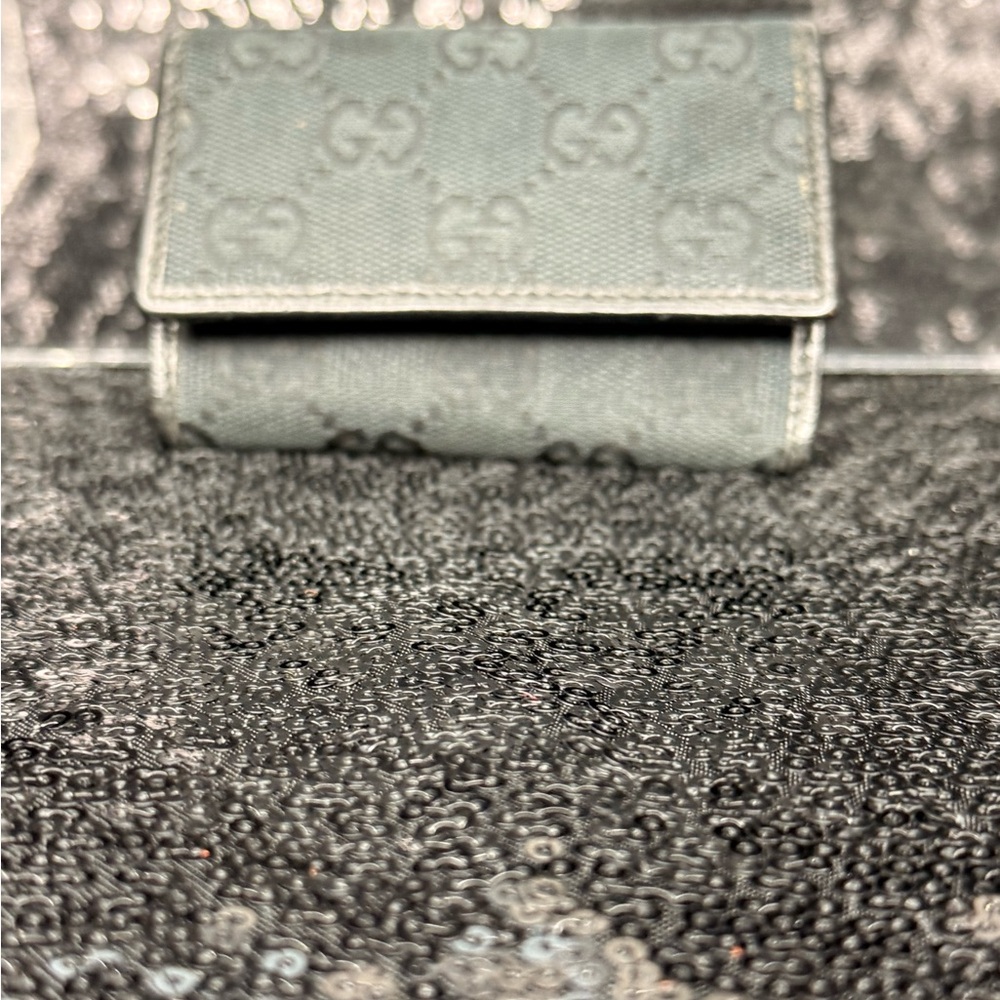 Gucci Black Leather Key Holder